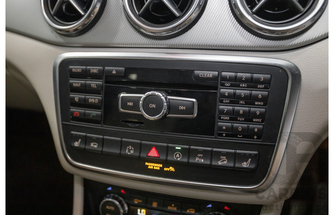 10/2015 Mercedes-Benz GLA 250 4Matic (AWD) X156 MY16 4d Wagon Mountain Grey Metallic Turbo 2.0L