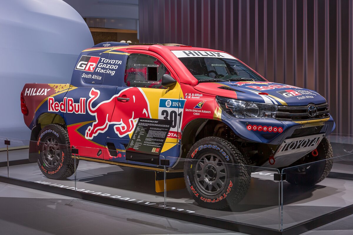 Toyota's V8-powered Dakar-winning HiLux. Photo: Matti Blume, Wikimedia Commons.