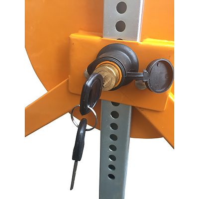 Wheel Clamp - RRP: $84.95
