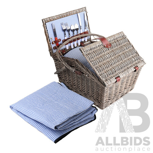 Deluxe 4 Person Picnic Basket Baskets Outdoor Insulated Blanket