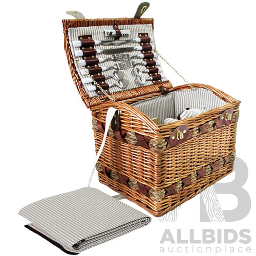 4 Person Picnic Basket Set with Cheese Board Blanket - Brand New - Free Shipping